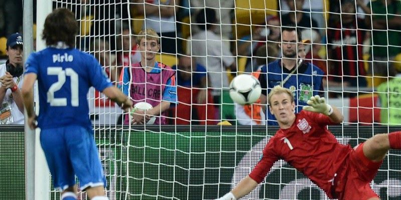 Pirlo thực hiện cú panenka đẹp mắt Pirlo thực hiện cú panenka đẹp mắt